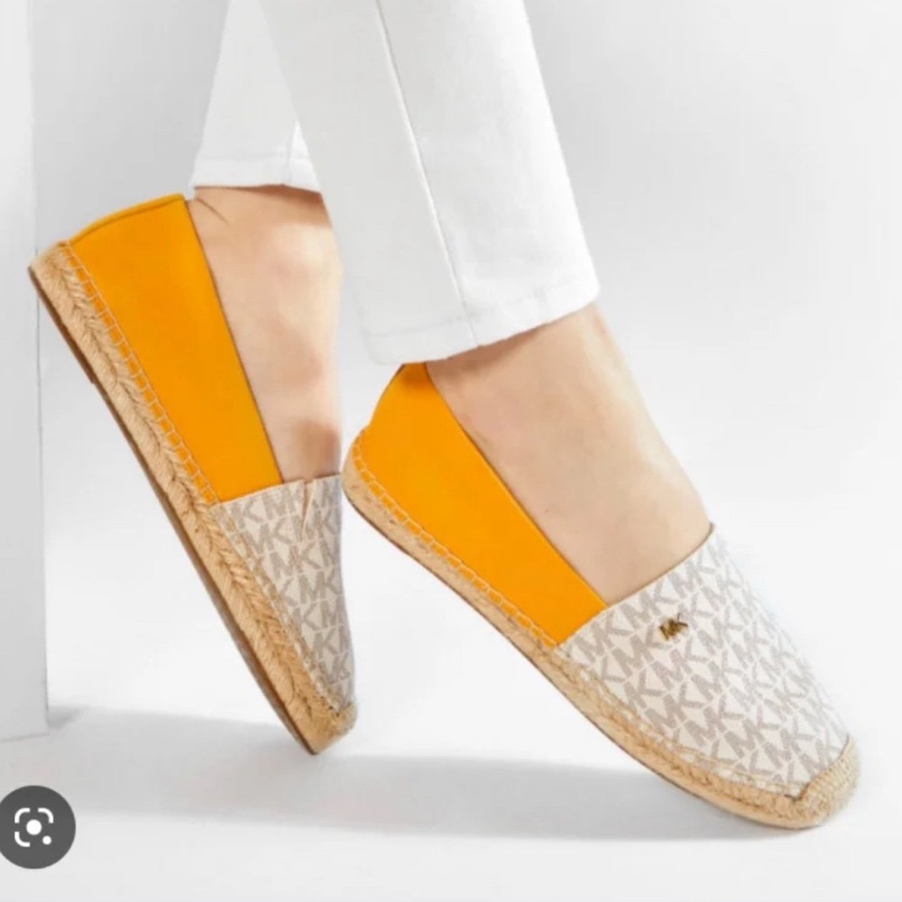 Michael Kors Vanilla Logo Espadrille - Picture 5 of 6